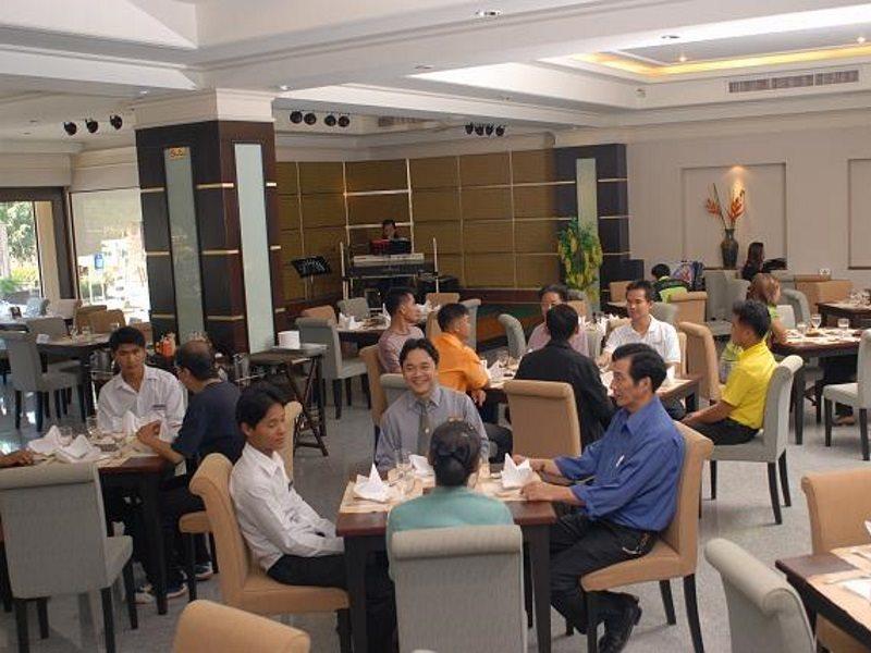 Hotel Chakungrao Riverview 3*